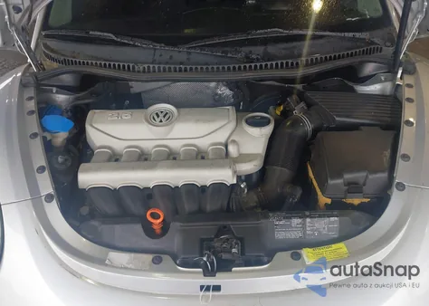 2006 Volkswagen New Beetle 2.5 from USA, damaged, VIN 3VWSG31C36M402659